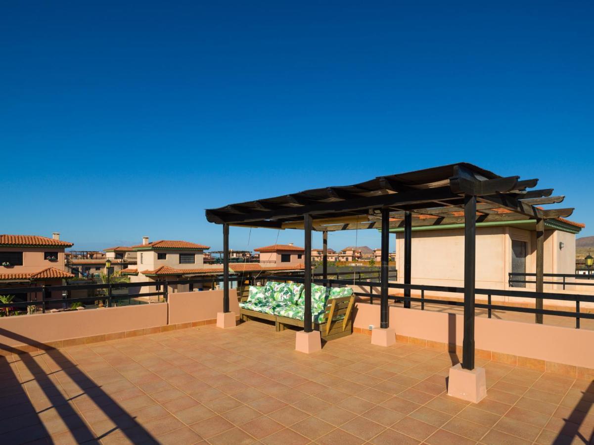 Private Terrace Majanicho Home -Garden & Pool Ла-Олива Экстерьер фото